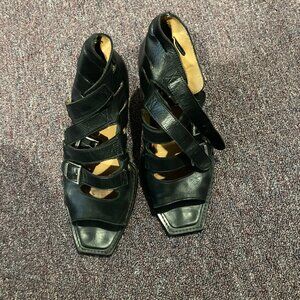vintage john fluevog buckle high heel shoe woman's size 9 discontinued